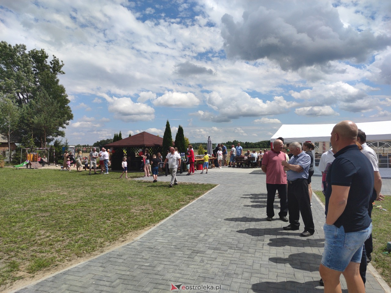 Otwarcie świetlicy wiejskiej w Janochach [02.07.2023] - zdjęcie #1 - eOstroleka.pl