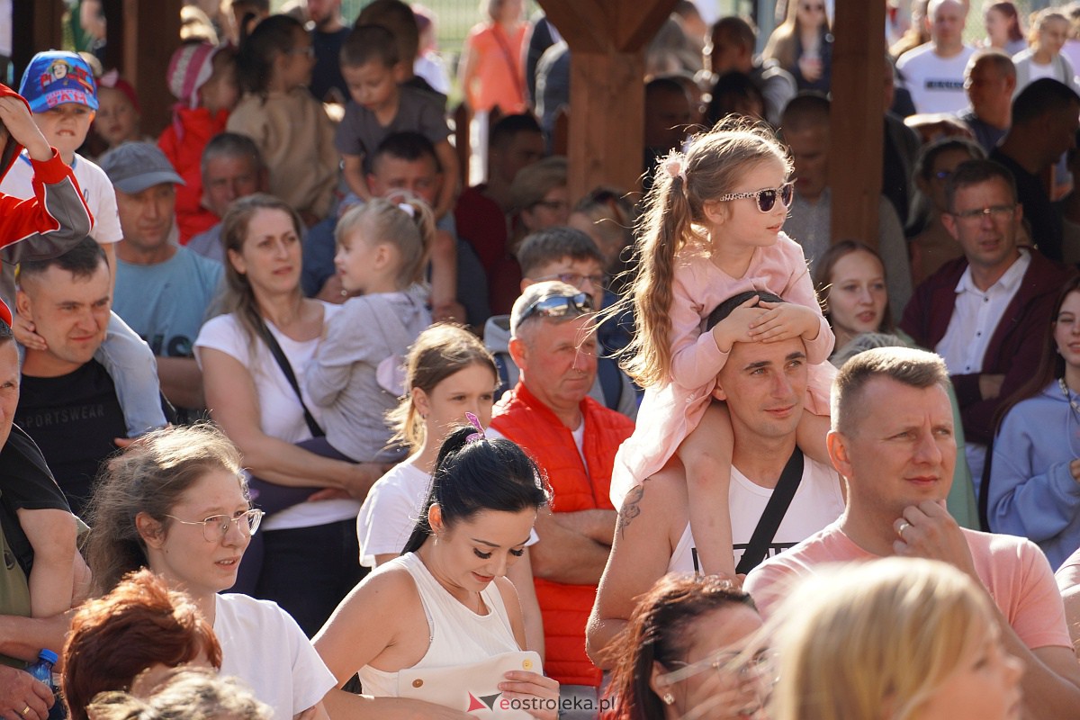 Piknik Nasz Wspólny czas w Łysych. Wystąpił zespół After Party [2.07.2023] - zdjęcie #98 - eOstroleka.pl
