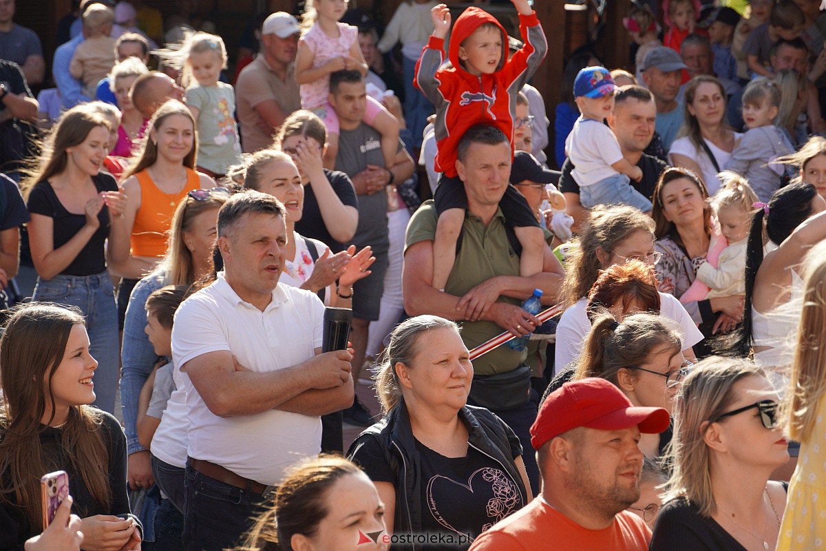 Piknik Nasz Wspólny czas w Łysych. Wystąpił zespół After Party [2.07.2023] - zdjęcie #81 - eOstroleka.pl