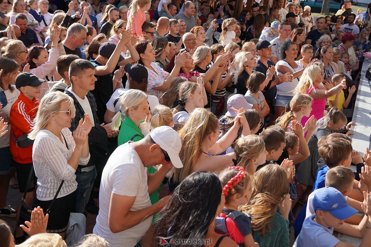 Piknik Nasz Wspólny czas w Łysych. Wystąpił zespół After Party [2.07.2023] - zdjęcie #76 - eOstroleka.pl