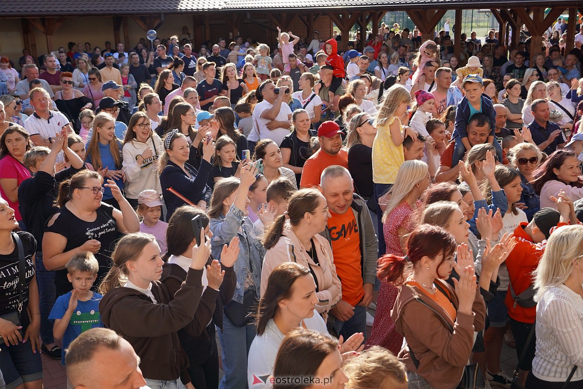 Piknik Nasz Wspólny czas w Łysych. Wystąpił zespół After Party [2.07.2023] - zdjęcie #72 - eOstroleka.pl