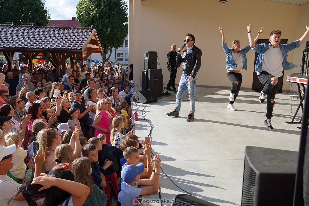 Piknik Nasz Wspólny czas w Łysych. Wystąpił zespół After Party [2.07.2023] - zdjęcie #48 - eOstroleka.pl
