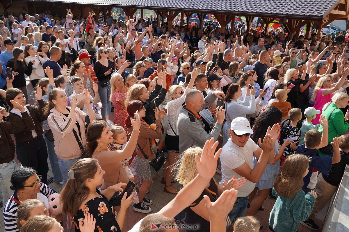 Piknik Nasz Wspólny czas w Łysych. Wystąpił zespół After Party [2.07.2023] - zdjęcie #40 - eOstroleka.pl