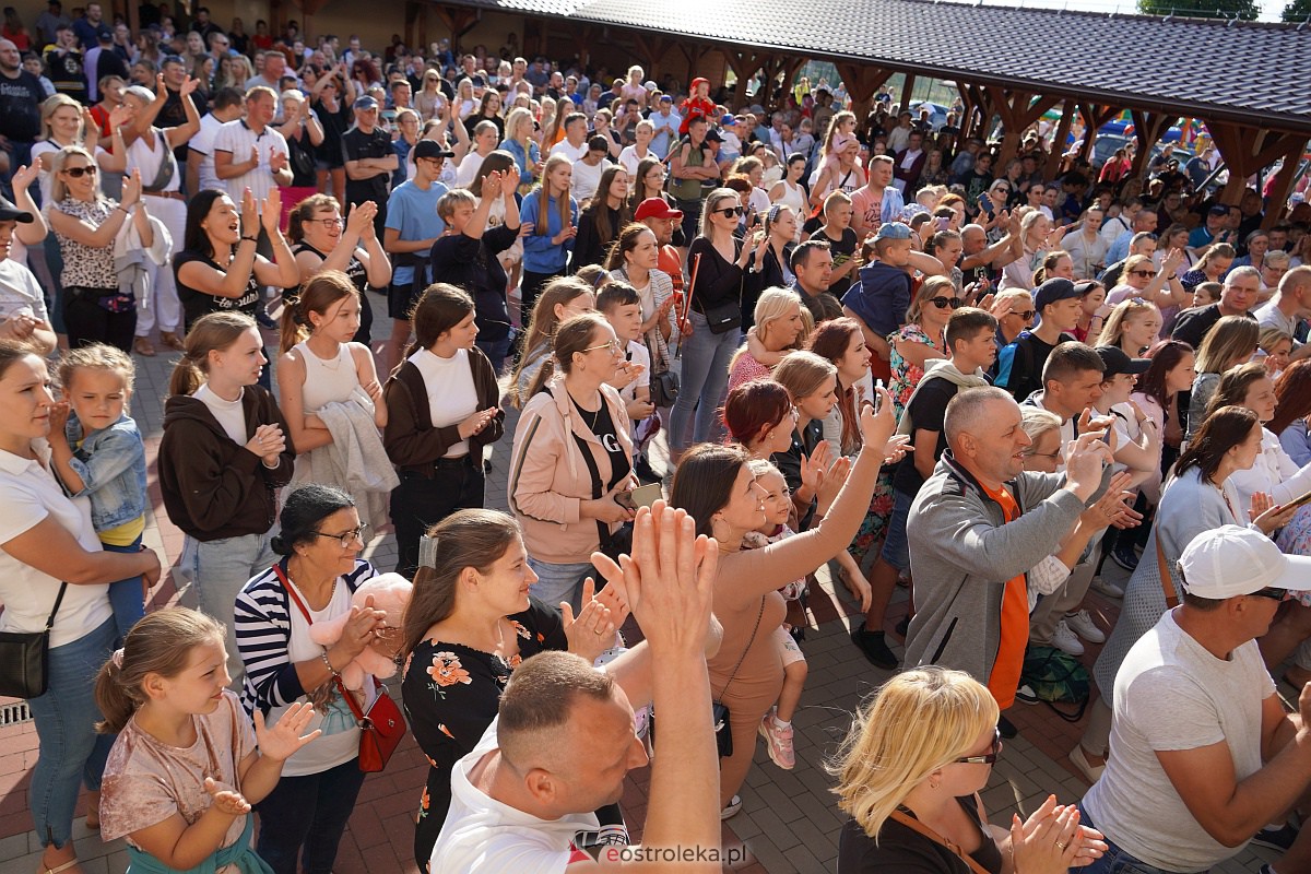 Piknik Nasz Wspólny czas w Łysych. Wystąpił zespół After Party [2.07.2023] - zdjęcie #19 - eOstroleka.pl