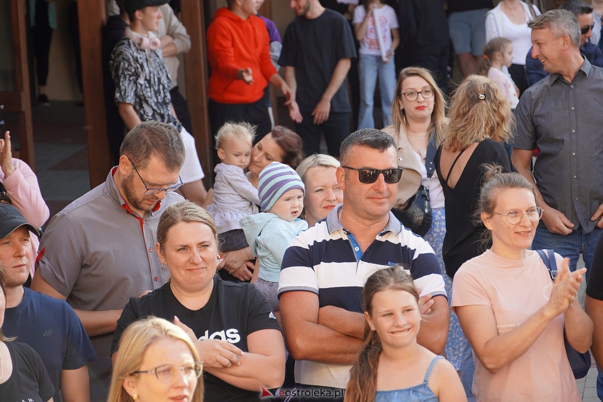 Piknik Nasz Wspólny czas w Łysych. Wystąpił zespół After Party [2.07.2023] - zdjęcie #18 - eOstroleka.pl