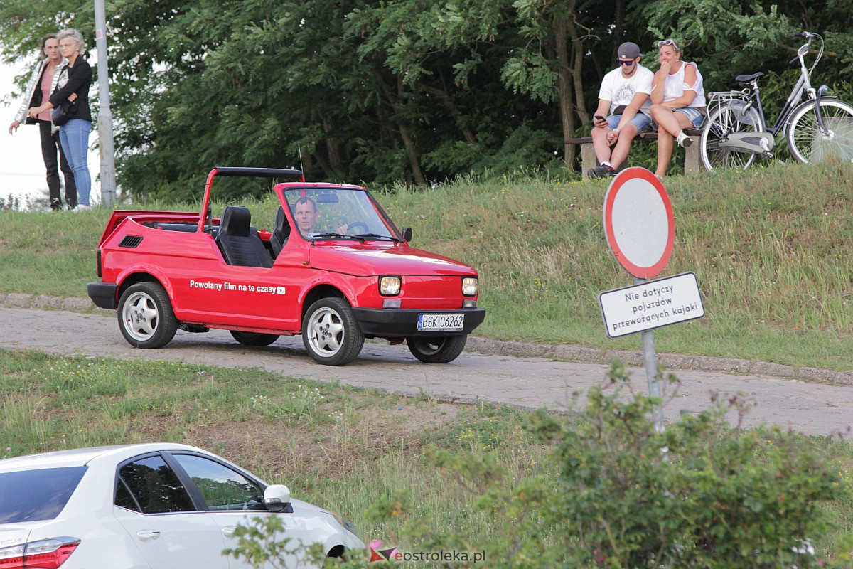 Potańcówka na plaży miejskiej. Królowały rytmy z lat 20-tych [02.07.2023] - zdjęcie #20 - eOstroleka.pl