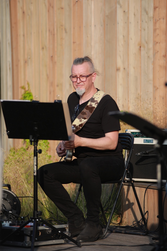 Lato w tężni - recital Anety Żebrowskiej i jej zespołu [02.07.2023] - zdjęcie #57 - eOstroleka.pl