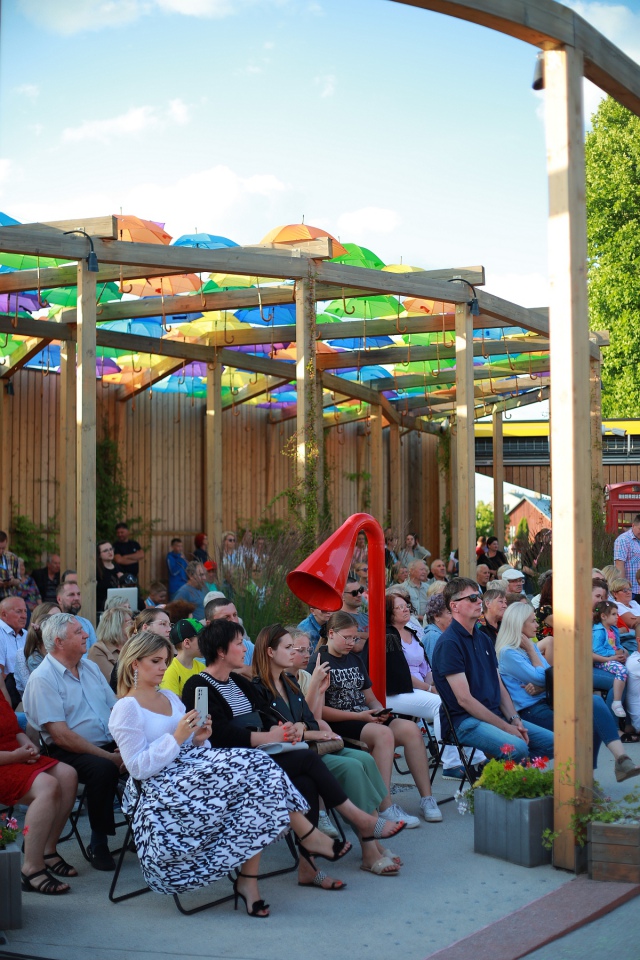 Lato w tężni - recital Anety Żebrowskiej i jej zespołu [02.07.2023] - zdjęcie #22 - eOstroleka.pl