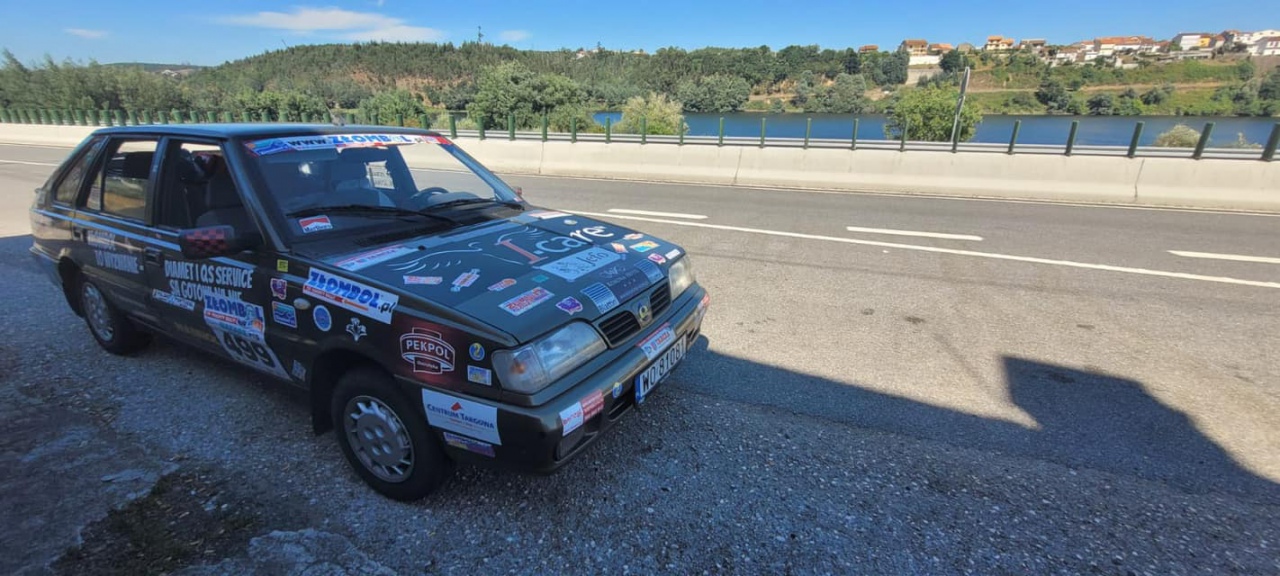 Złombol 2023: - ekipa byłego komendanta policji w Ostrołęce [05.07.2023] - zdjęcie #5 - eOstroleka.pl