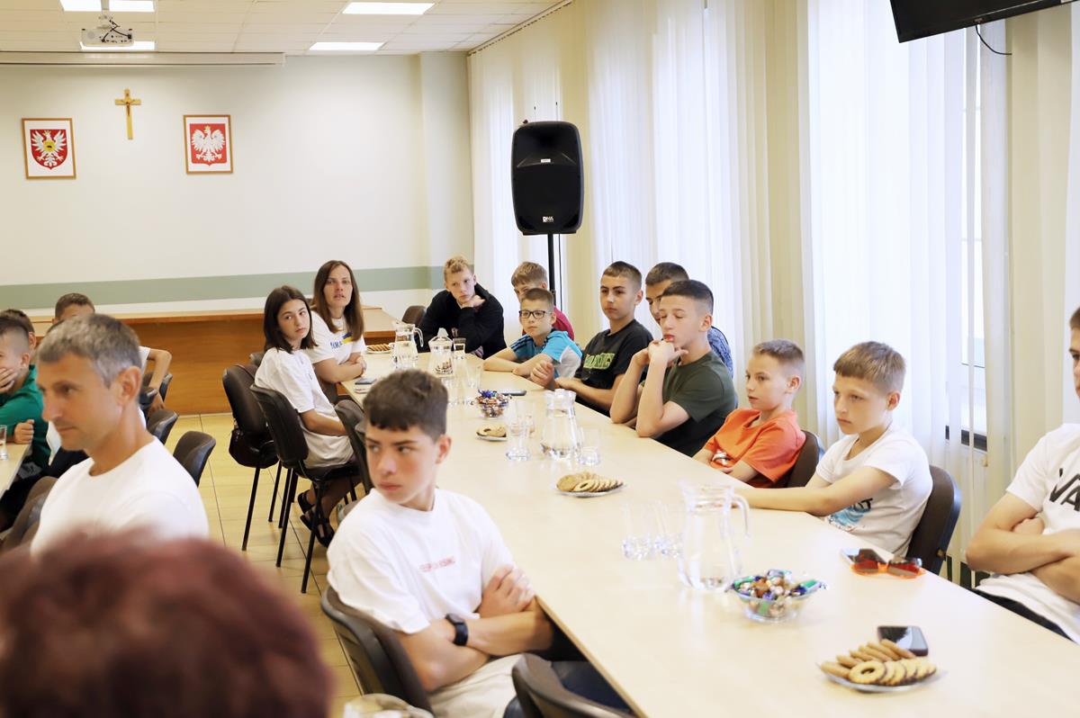 Młodzież z partnerskiego miasta Sokal w Ostrołęce - zdjęcie #7 - eOstroleka.pl