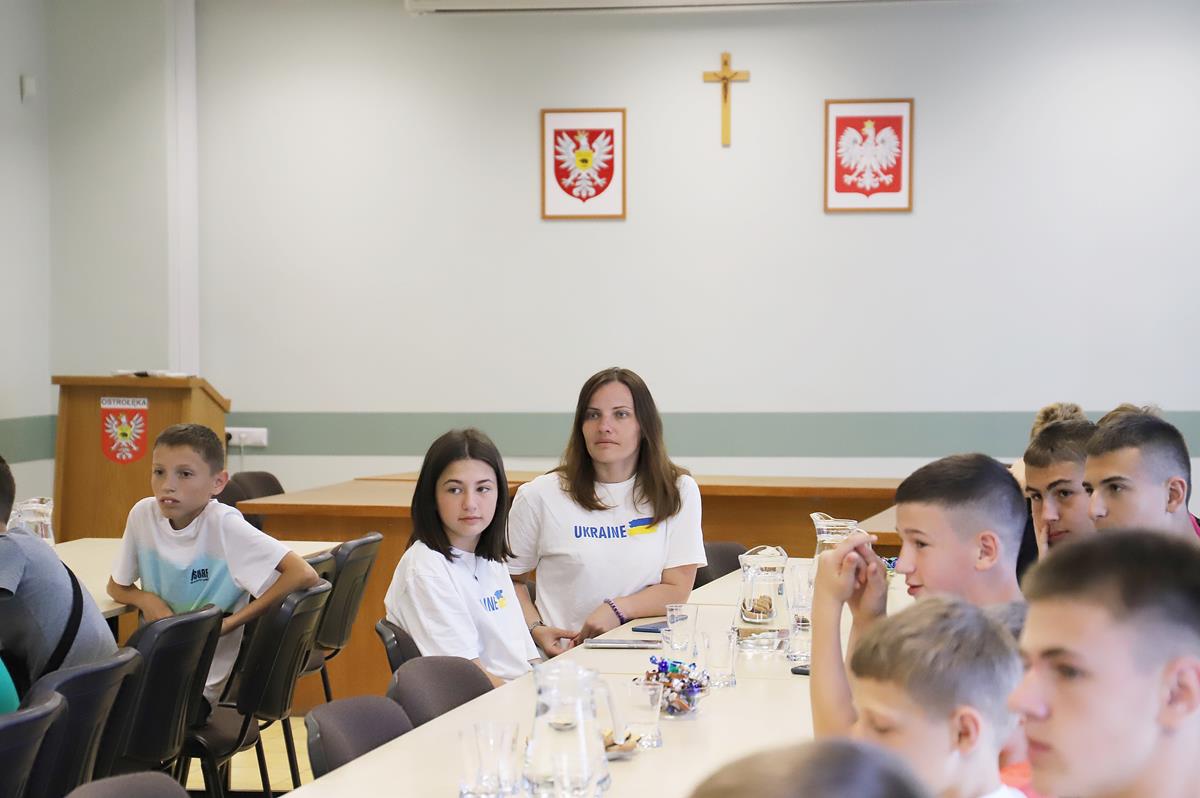 Młodzież z partnerskiego miasta Sokal w Ostrołęce - zdjęcie #2 - eOstroleka.pl