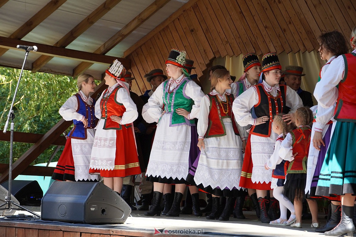 Święto Folkloru Kurpiowskiego w Zawadach [9.07.2023] - zdjęcie #61 - eOstroleka.pl