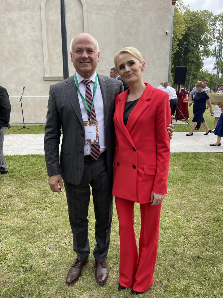 Delegacja z powiatu na święcie Dnia Koronacji Mendoga, jedynego króla Litwy - zdjęcie #7 - eOstroleka.pl