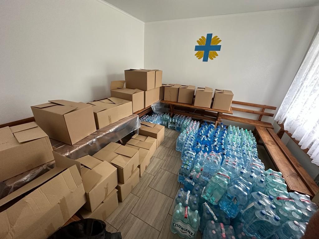 Pomoc humanitarna dla zalanych miast i wsi Ukrainy  - zdjęcie #3 - eOstroleka.pl