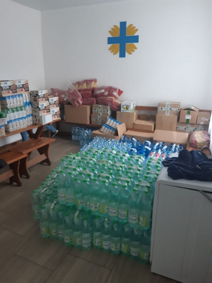 Pomoc humanitarna dla zalanych miast i wsi Ukrainy  - zdjęcie #4 - eOstroleka.pl