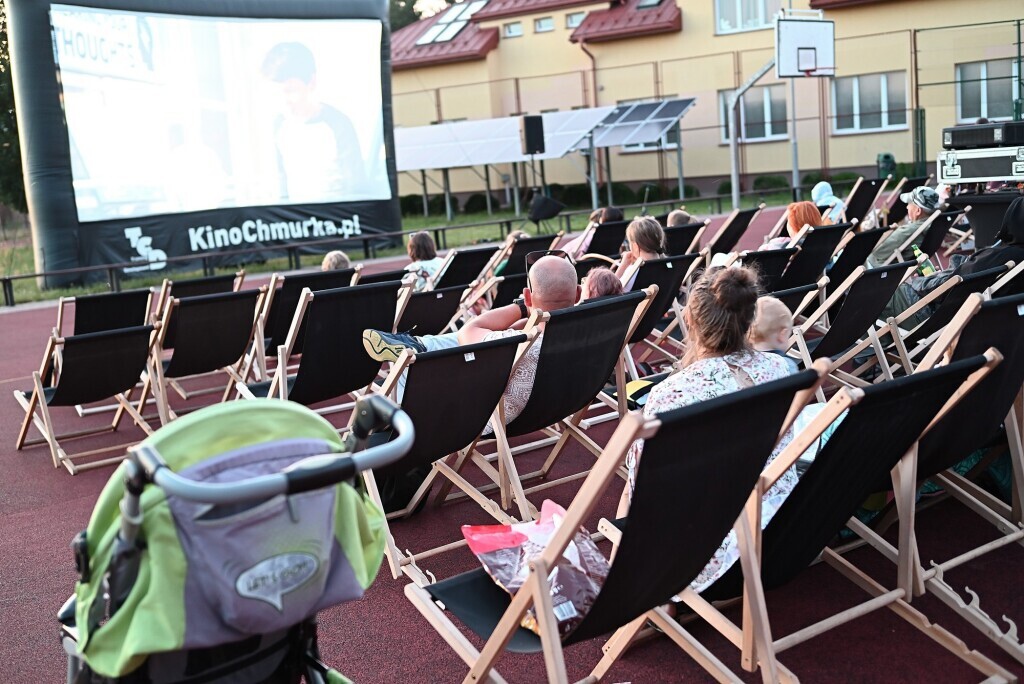 Kino Pod chmurką w Białobieli [09.07.2023] - zdjęcie #4 - eOstroleka.pl