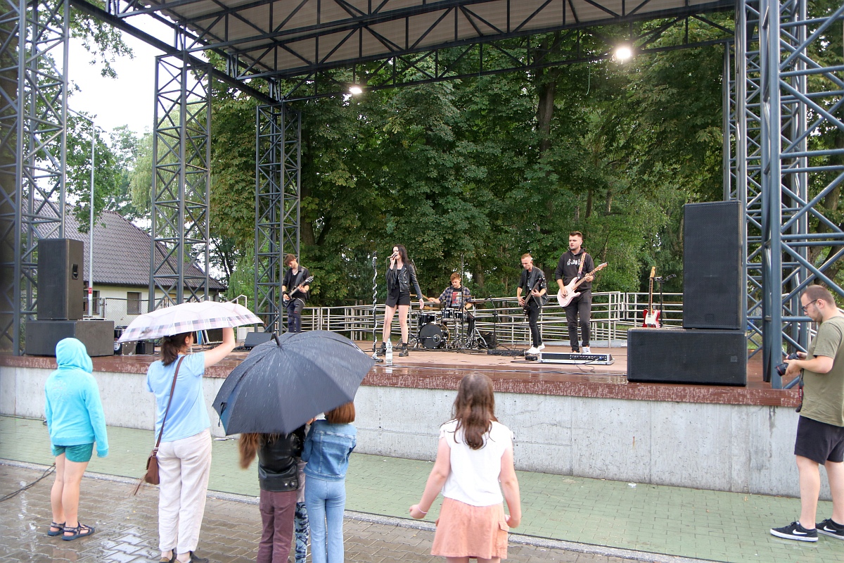 artPERON: Koncert zespołu MADMA [12.07.2023] - zdjęcie #21 - eOstroleka.pl
