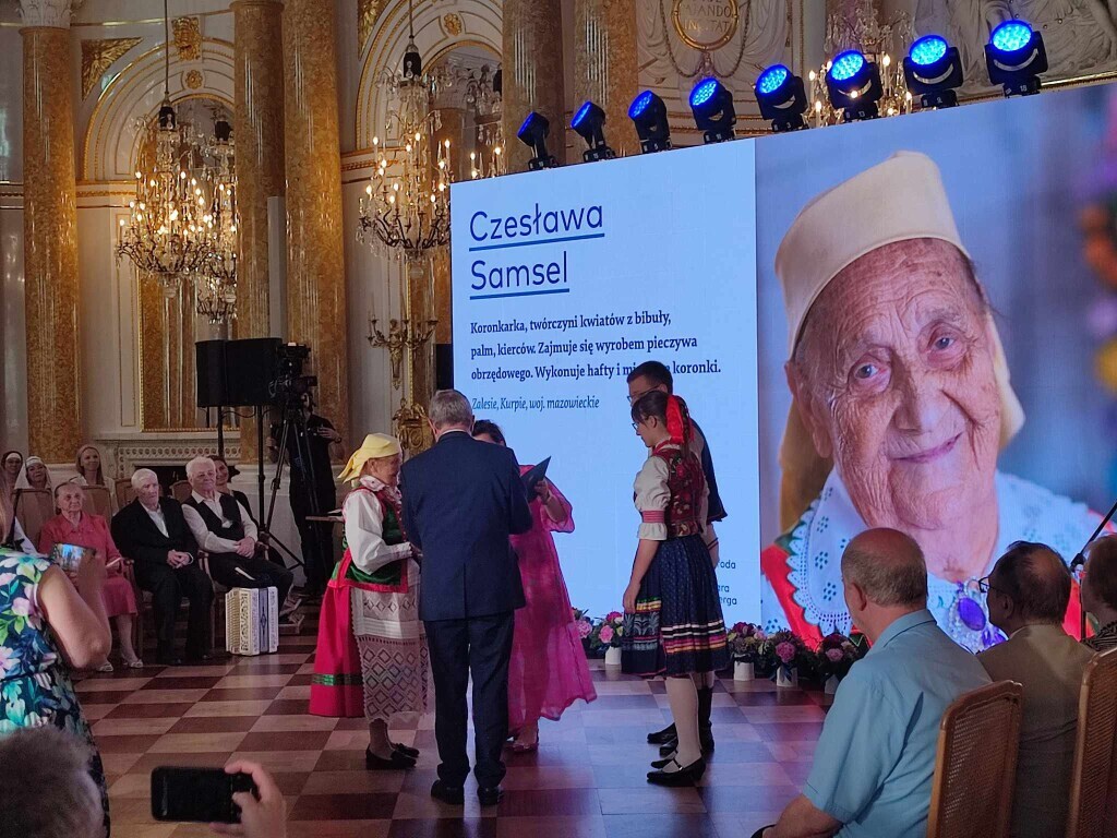 Czesławy Samsel odebrała nagrodę im. Oskara Kolberga - zdjęcie #9 - eOstroleka.pl