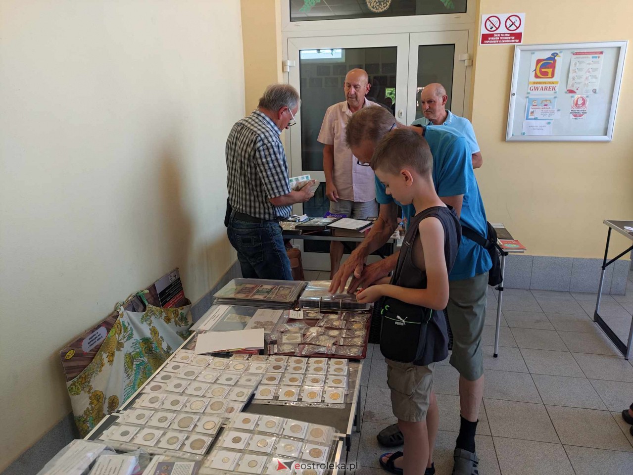 Giełda Kolekcjonerska w Klubie Lokator [16.07.2023] - zdjęcie #1 - eOstroleka.pl