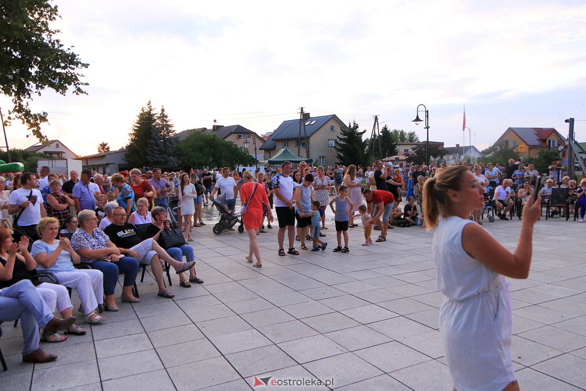 Muzyczne wydarzenie na letniej scenie w Amfiteatrze w Troszynie [16.07.2023] - zdjęcie #174 - eOstroleka.pl