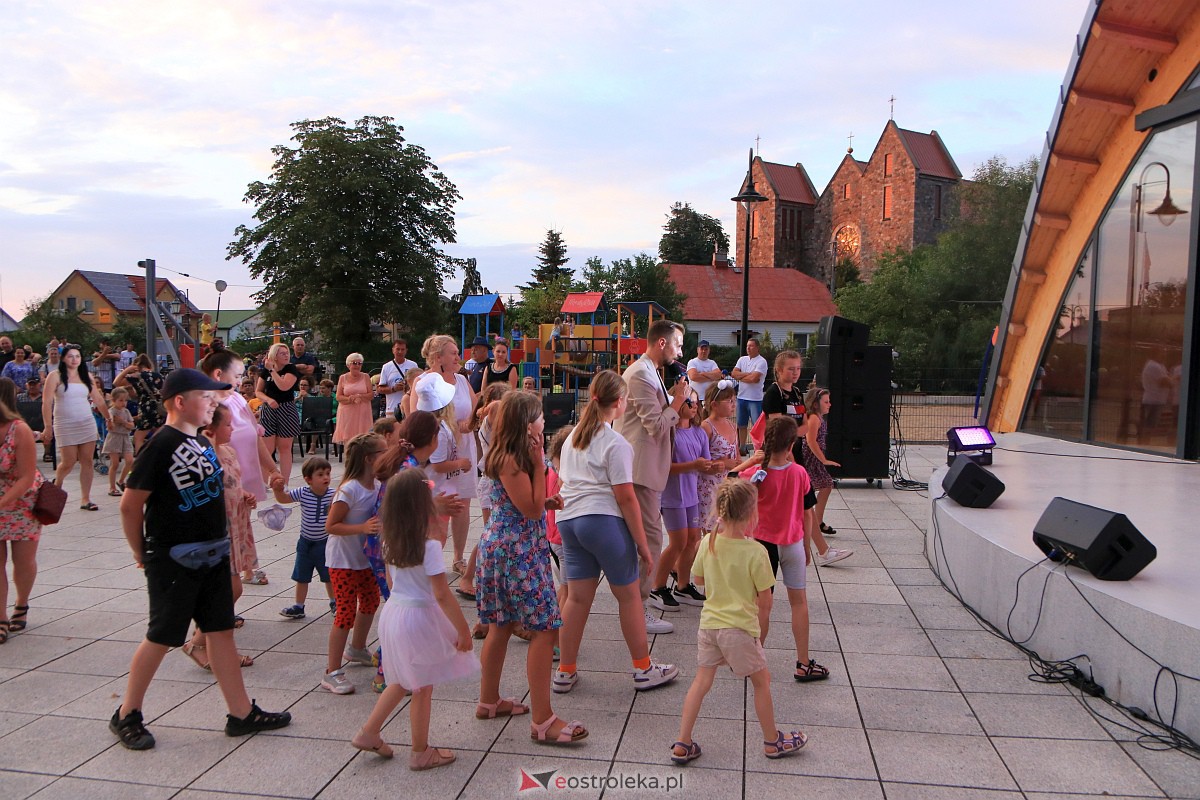 Muzyczne wydarzenie na letniej scenie w Amfiteatrze w Troszynie [16.07.2023] - zdjęcie #47 - eOstroleka.pl