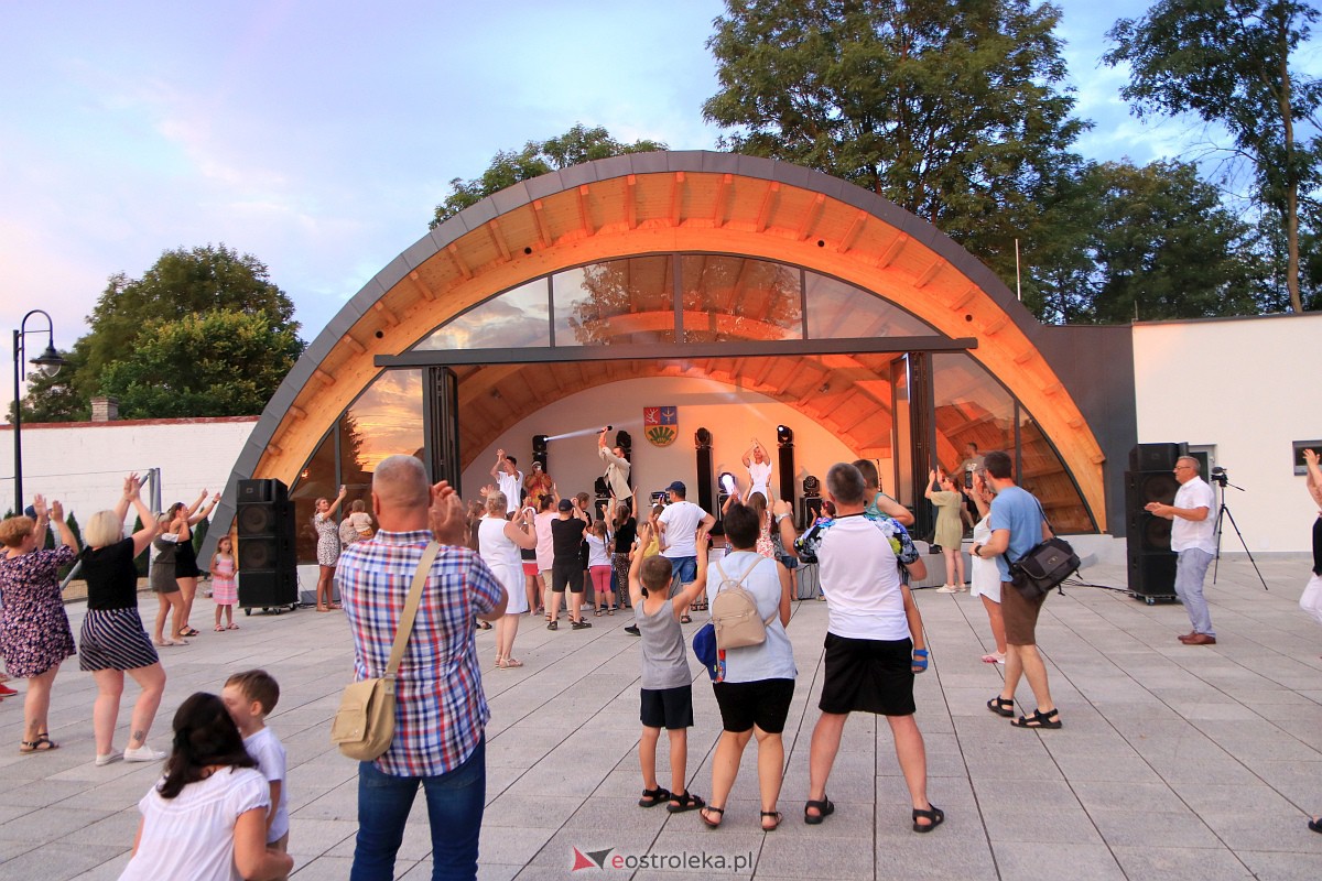Muzyczne wydarzenie na letniej scenie w Amfiteatrze w Troszynie [16.07.2023] - zdjęcie #64 - eOstroleka.pl