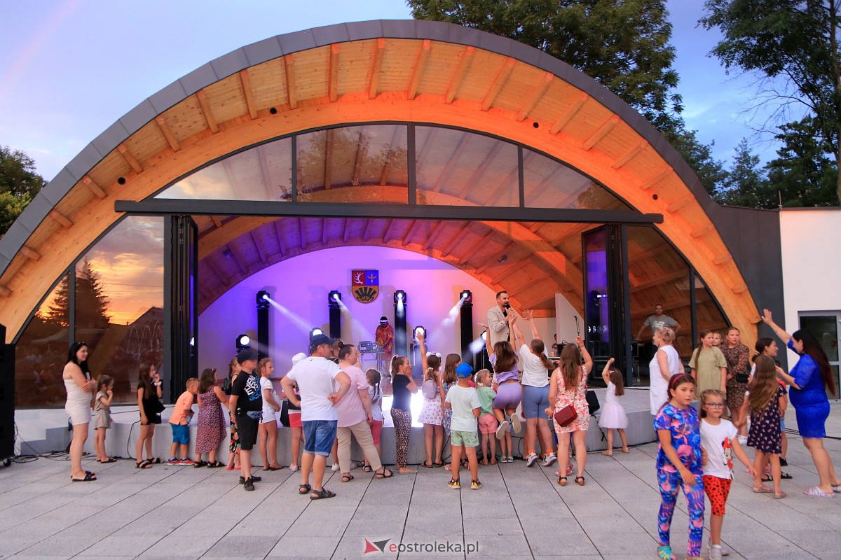 Muzyczne wydarzenie na letniej scenie w Amfiteatrze w Troszynie [16.07.2023] - zdjęcie #69 - eOstroleka.pl