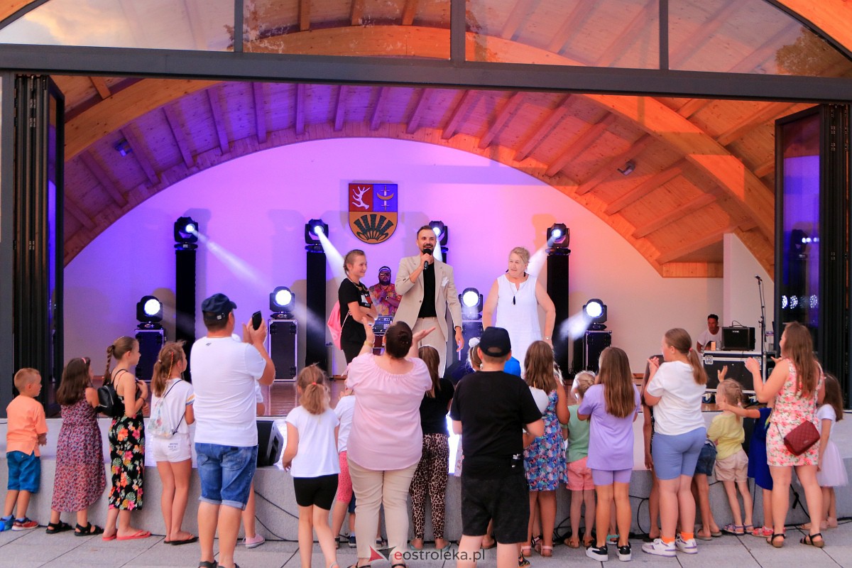 Muzyczne wydarzenie na letniej scenie w Amfiteatrze w Troszynie [16.07.2023] - zdjęcie #71 - eOstroleka.pl