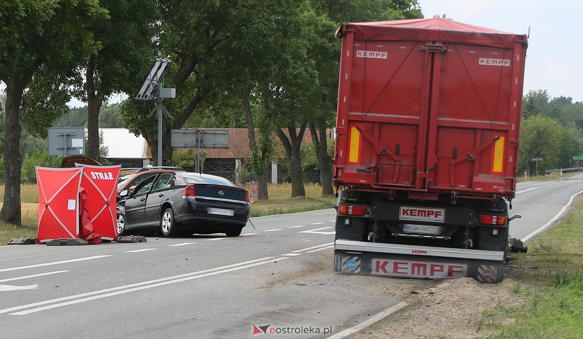 Śmiertelny wypadek w Ponikwi Dużej [17.07.2023] - zdjęcie #20 - eOstroleka.pl