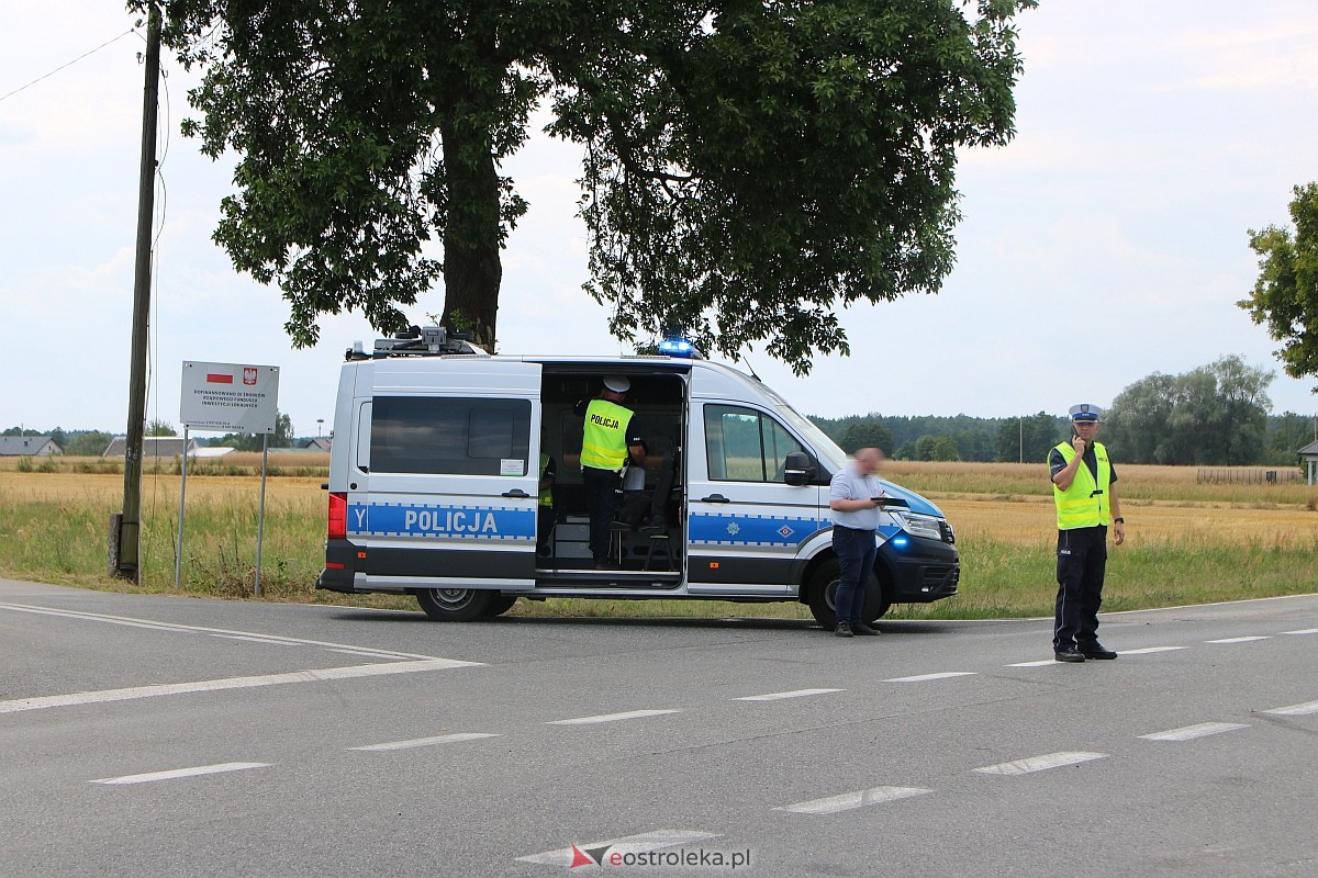 Śmiertelny wypadek w Ponikwi Dużej [17.07.2023] - zdjęcie #18 - eOstroleka.pl