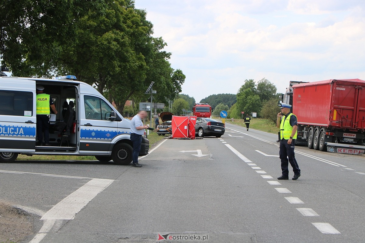 Śmiertelny wypadek w Ponikwi Dużej [17.07.2023] - zdjęcie #15 - eOstroleka.pl