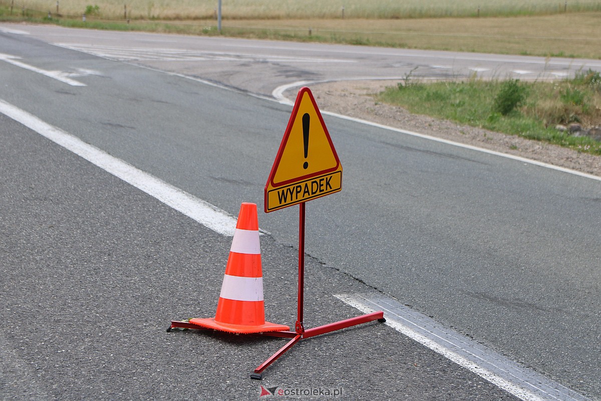 Śmiertelny wypadek w Ponikwi Dużej [17.07.2023] - zdjęcie #11 - eOstroleka.pl