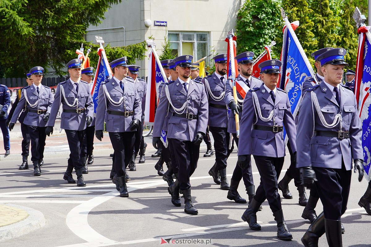 Święto Policji w Ostrołęce. Wręczono awanse i odznaczenia [20.07.2023] - zdjęcie #136 - eOstroleka.pl