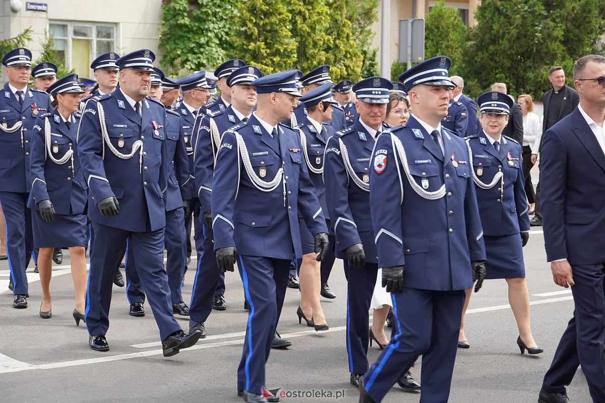 Święto Policji w Ostrołęce. Wręczono awanse i odznaczenia [20.07.2023] - zdjęcie #116 - eOstroleka.pl