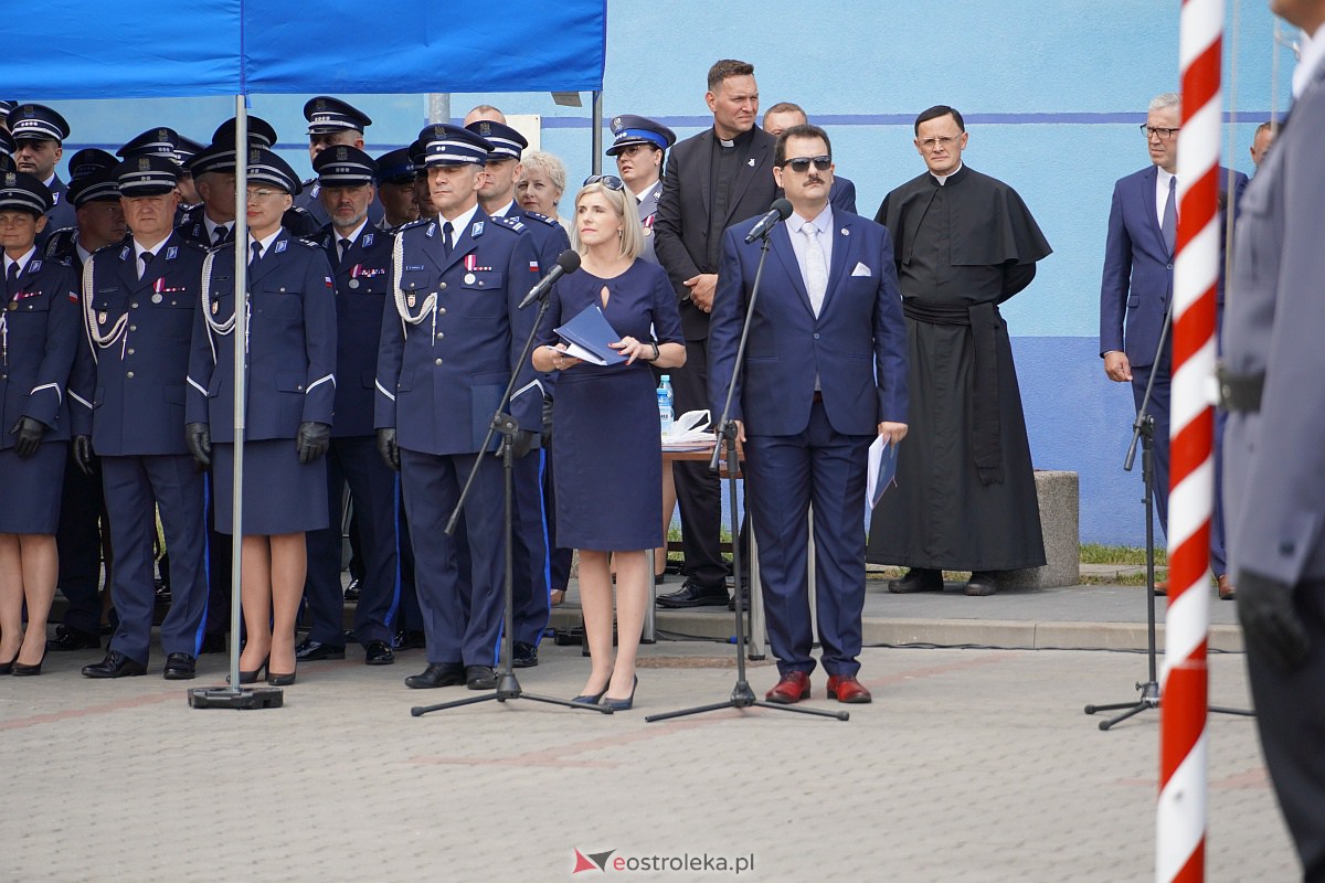 Święto Policji w Ostrołęce. Wręczono awanse i odznaczenia [20.07.2023] - zdjęcie #107 - eOstroleka.pl