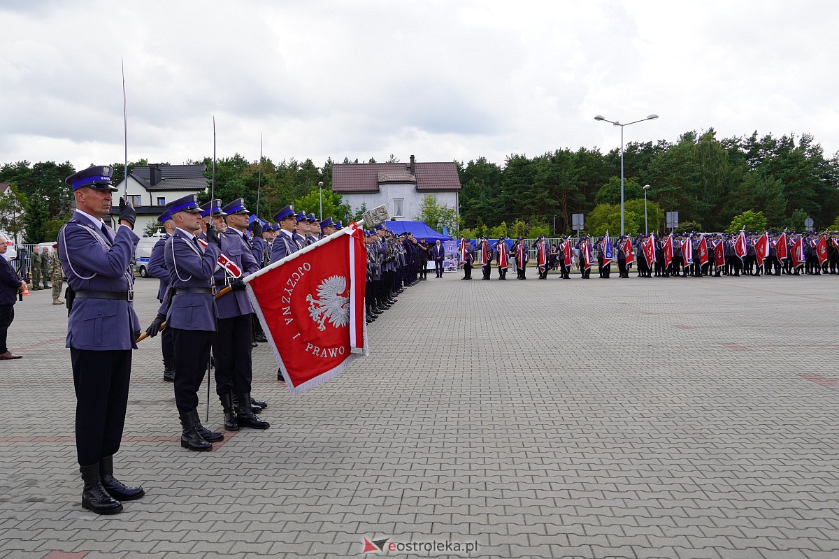 Święto Policji w Ostrołęce. Wręczono awanse i odznaczenia [20.07.2023] - zdjęcie #85 - eOstroleka.pl