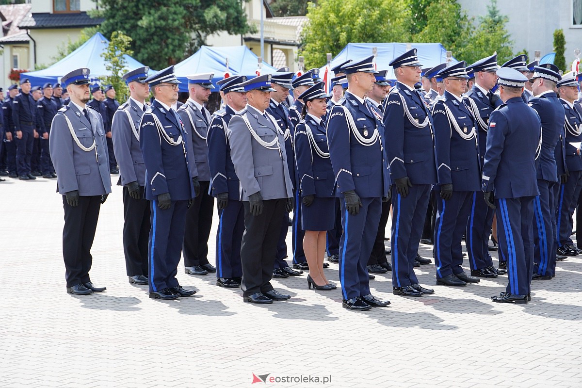 Święto Policji w Ostrołęce. Wręczono awanse i odznaczenia [20.07.2023] - zdjęcie #80 - eOstroleka.pl