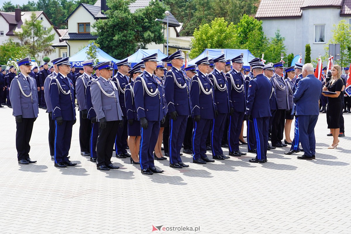 Święto Policji w Ostrołęce. Wręczono awanse i odznaczenia [20.07.2023] - zdjęcie #75 - eOstroleka.pl
