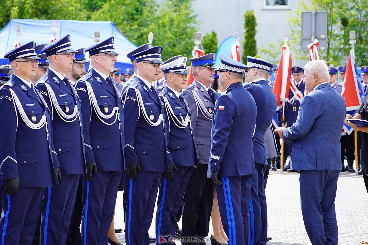 Święto Policji w Ostrołęce. Wręczono awanse i odznaczenia [20.07.2023] - zdjęcie #74 - eOstroleka.pl