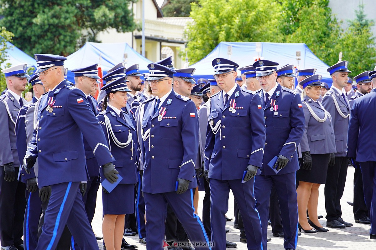Święto Policji w Ostrołęce. Wręczono awanse i odznaczenia [20.07.2023] - zdjęcie #71 - eOstroleka.pl