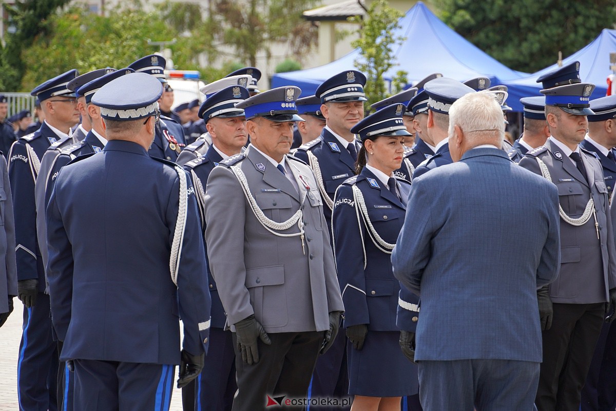 Święto Policji w Ostrołęce. Wręczono awanse i odznaczenia [20.07.2023] - zdjęcie #69 - eOstroleka.pl