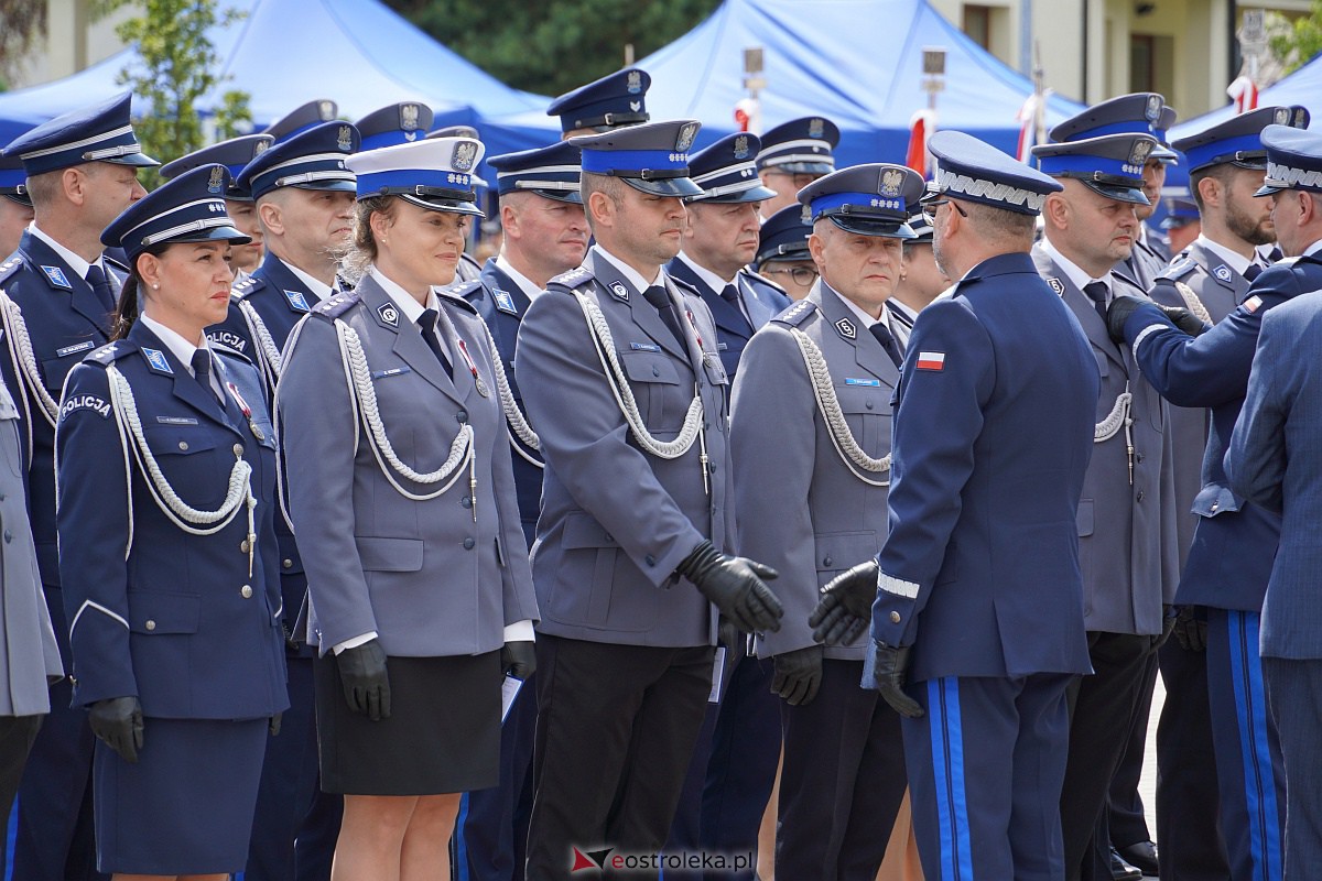 Święto Policji w Ostrołęce. Wręczono awanse i odznaczenia [20.07.2023] - zdjęcie #65 - eOstroleka.pl