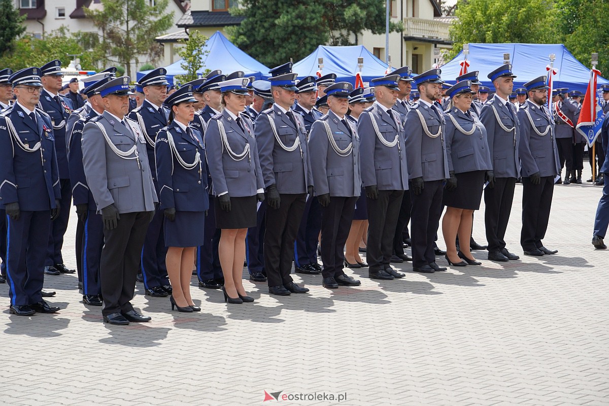 Święto Policji w Ostrołęce. Wręczono awanse i odznaczenia [20.07.2023] - zdjęcie #60 - eOstroleka.pl