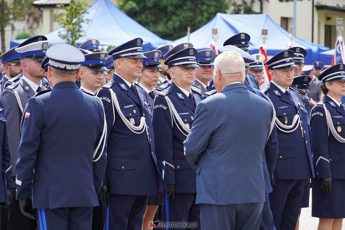 Święto Policji w Ostrołęce. Wręczono awanse i odznaczenia [20.07.2023] - zdjęcie #57 - eOstroleka.pl