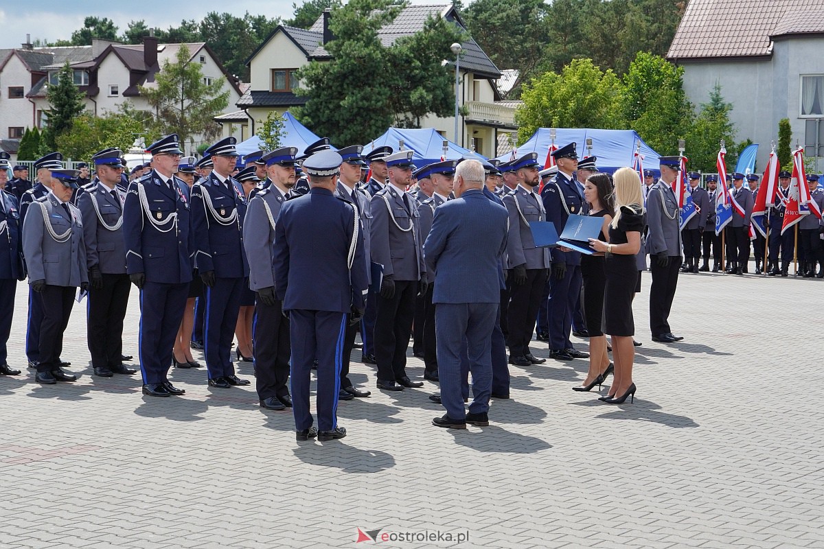 Święto Policji w Ostrołęce. Wręczono awanse i odznaczenia [20.07.2023] - zdjęcie #50 - eOstroleka.pl