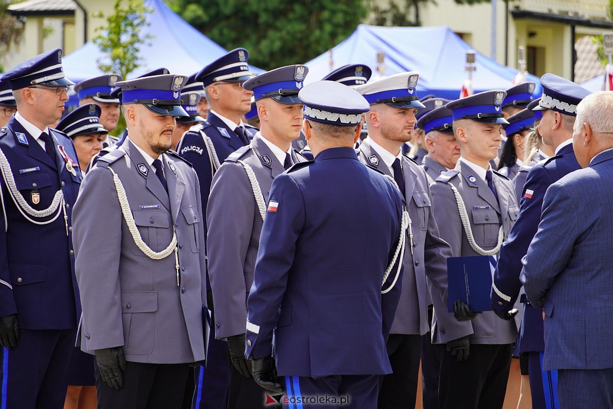 Święto Policji w Ostrołęce. Wręczono awanse i odznaczenia [20.07.2023] - zdjęcie #49 - eOstroleka.pl