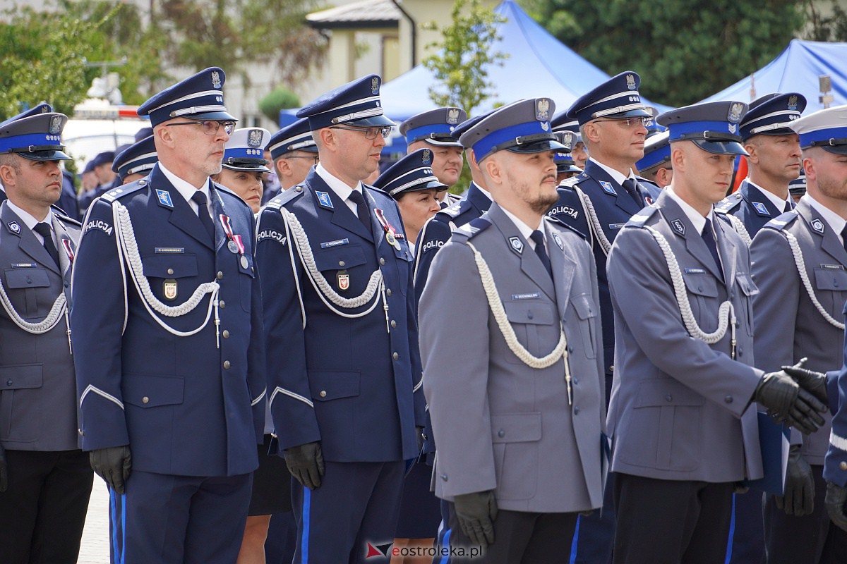 Święto Policji w Ostrołęce. Wręczono awanse i odznaczenia [20.07.2023] - zdjęcie #48 - eOstroleka.pl