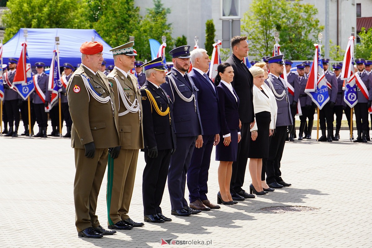 Święto Policji w Ostrołęce. Wręczono awanse i odznaczenia [20.07.2023] - zdjęcie #38 - eOstroleka.pl
