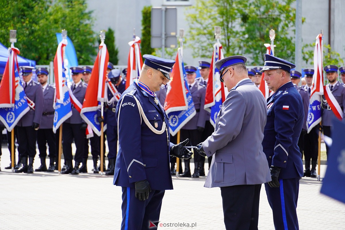 Święto Policji w Ostrołęce. Wręczono awanse i odznaczenia [20.07.2023] - zdjęcie #28 - eOstroleka.pl