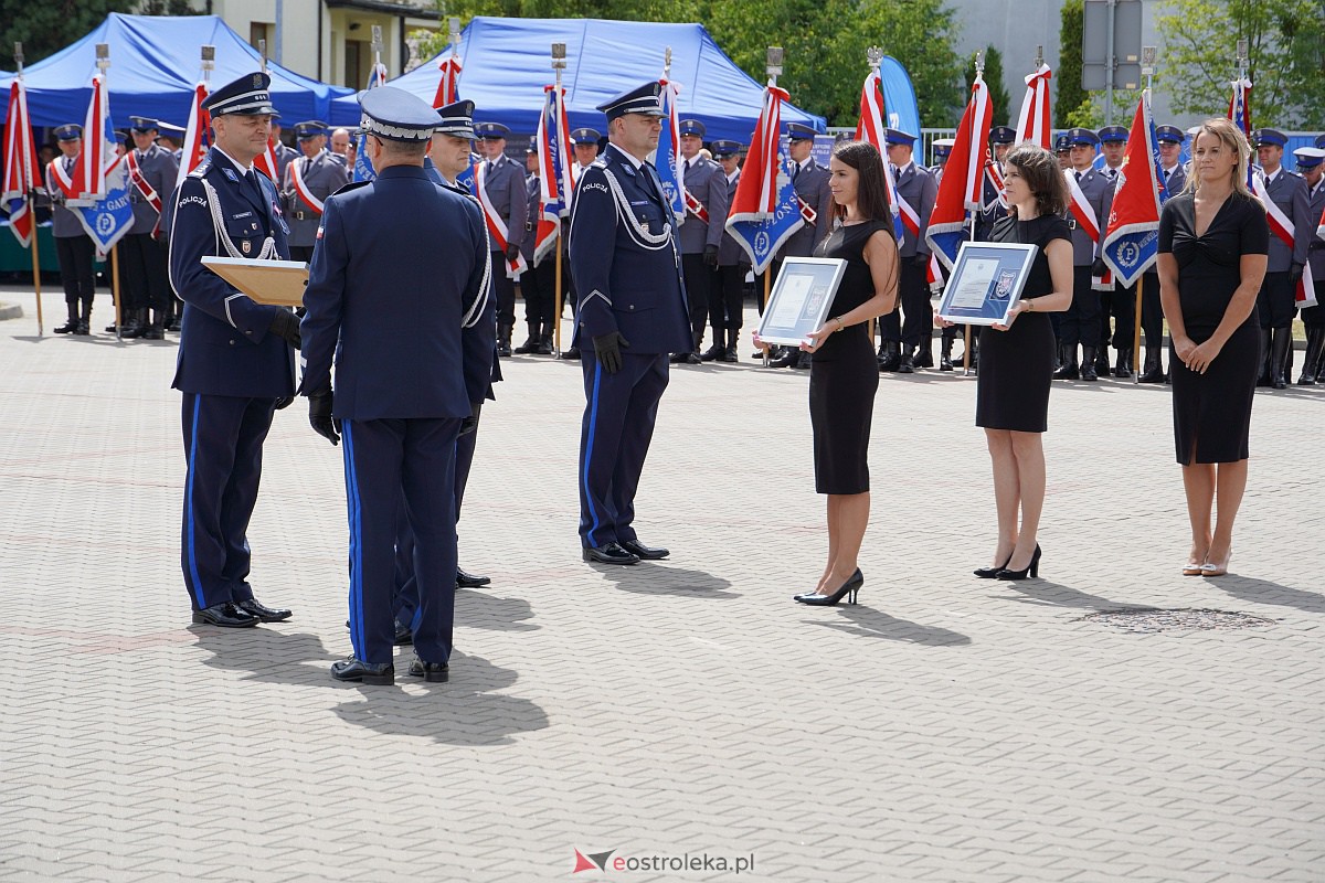Święto Policji w Ostrołęce. Wręczono awanse i odznaczenia [20.07.2023] - zdjęcie #13 - eOstroleka.pl